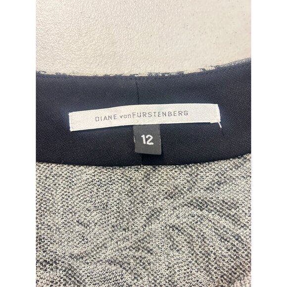 Diane Von Furstenberg Long Sleeve wool blend Dress Size 12 - Picture 5 of 5